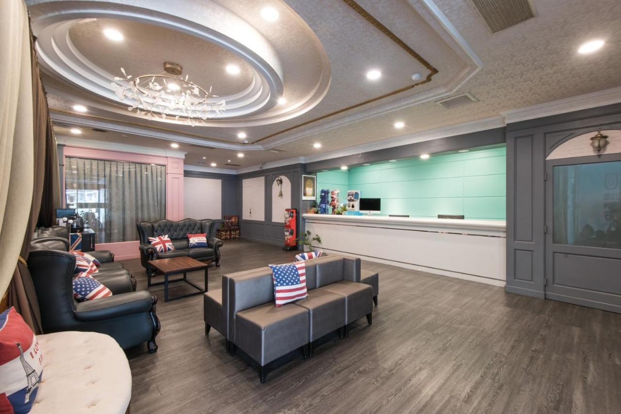Back Home Hotel Chiayi City Dış mekan fotoğraf
