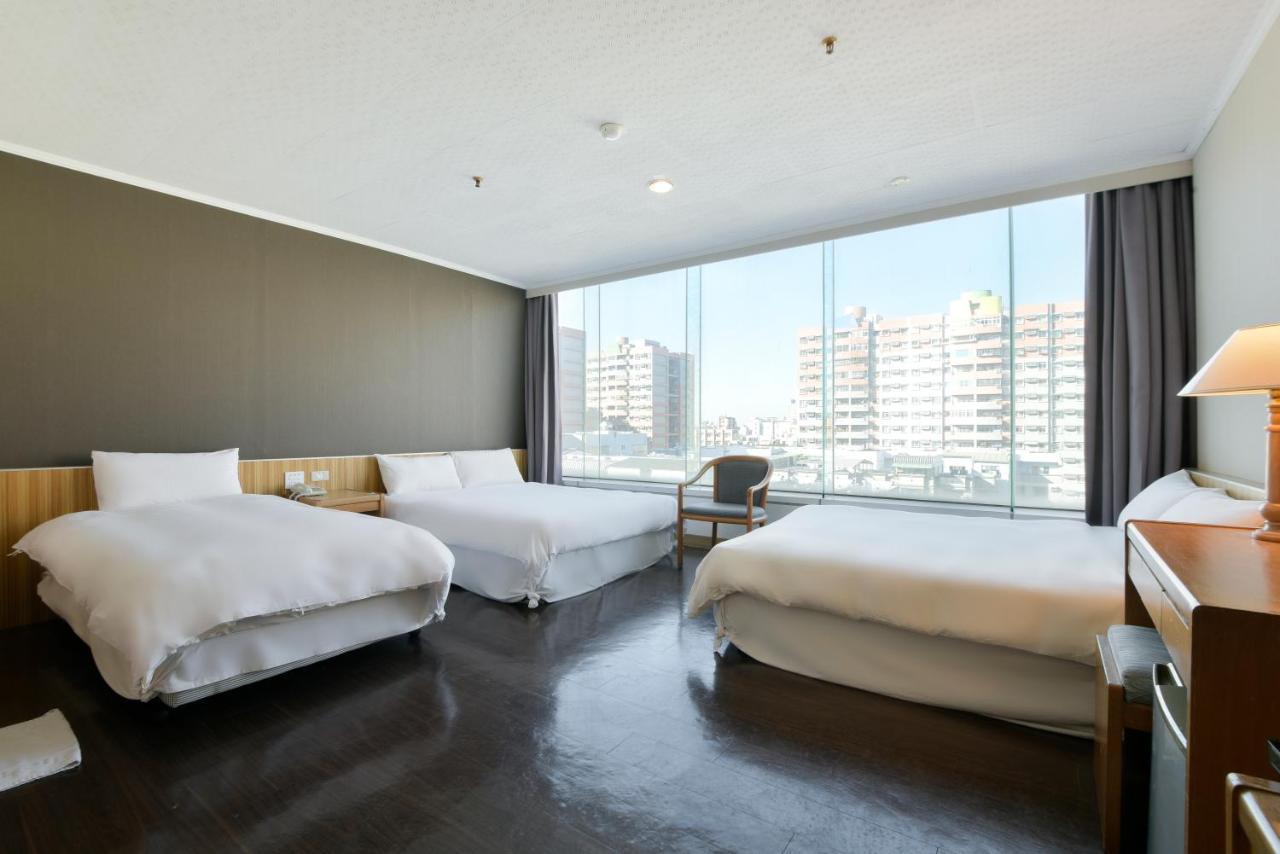 Back Home Hotel Chiayi City Dış mekan fotoğraf